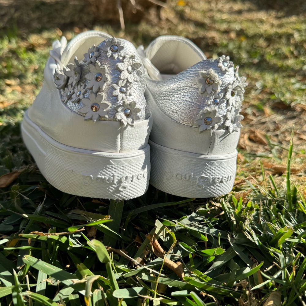PAUL GREEN White Leather sneakers floral detail on back size US 5.5 - Picture 7 of 13